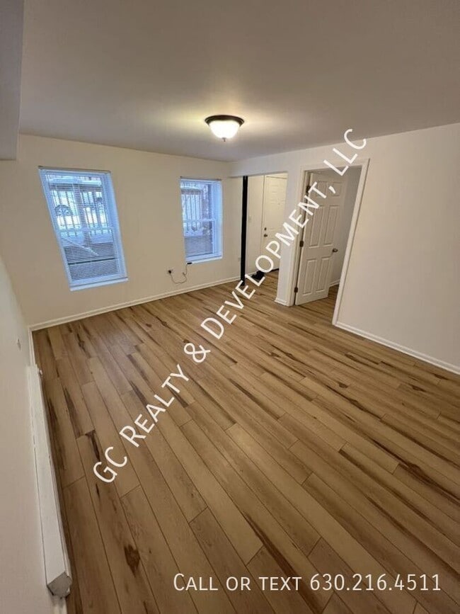 Foto del edificio - 915 N Monticello Ave