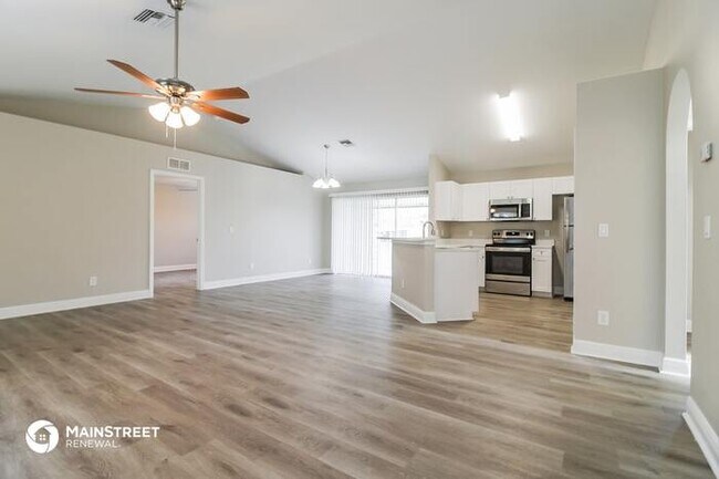 Foto del edificio - 3709 15th ST W, Lehigh Acres, FL 33971
