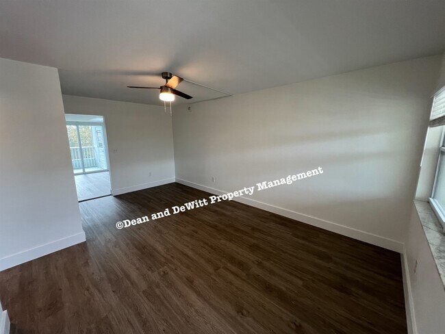 Foto del edificio - 2 Bed/1 Bath - Unit 6