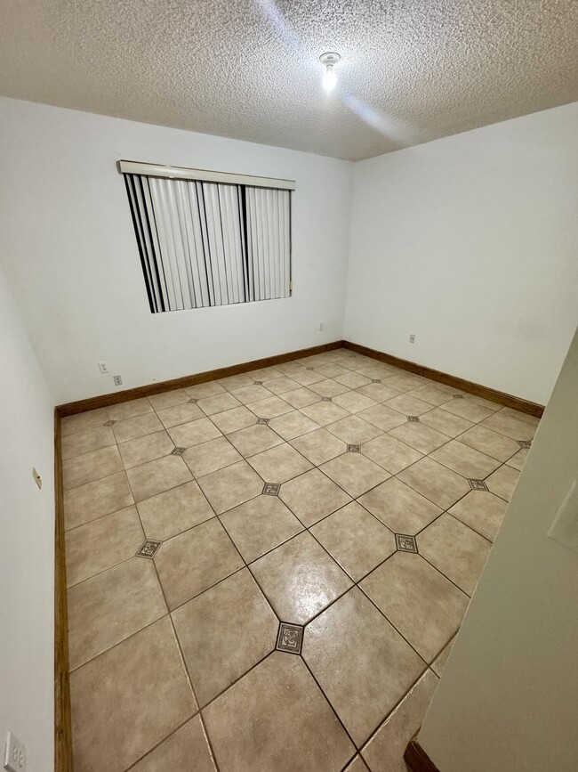 Foto del edificio - 9189 Fontainebleau Blvd