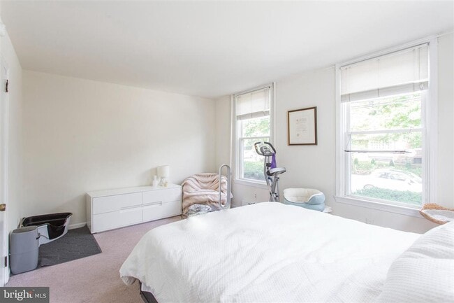 Main bedroom - 122 Union Ave