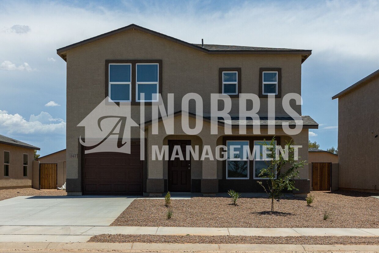 Primary Photo - Large Home in Coolidge