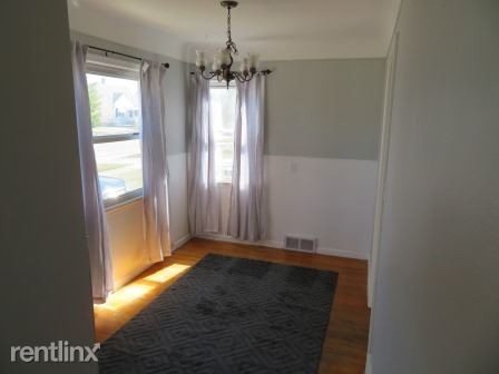 Building Photo - 3 br, 1 bath House - 14925 Keppen Ave