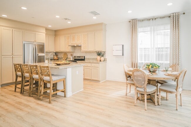 Building Photo - 1547 Currents Way