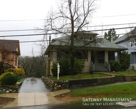 Building Photo - 2920 Coloma St