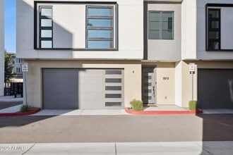 Building Photo - 1501 N Miller Rd