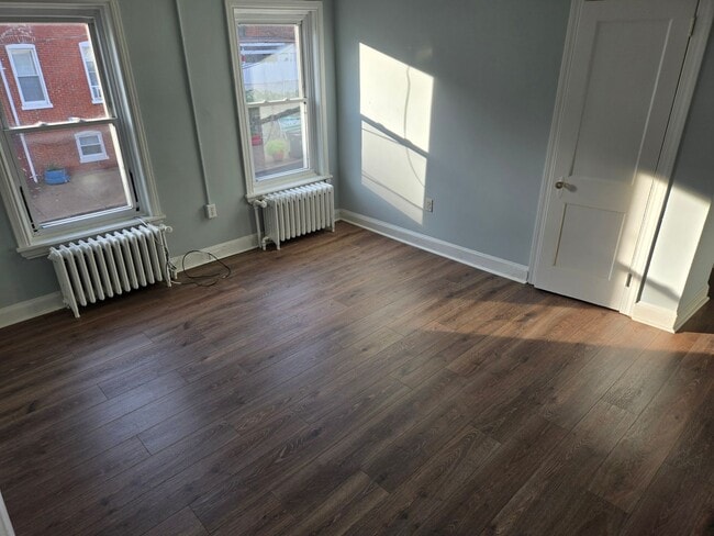 Photo - 1317 W 3rd St Apartment