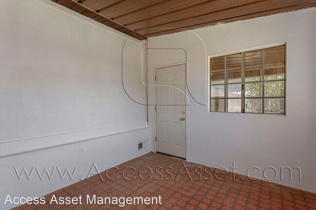 Building Photo - 2 br, 1 bath House - 16450 Pinyon St.