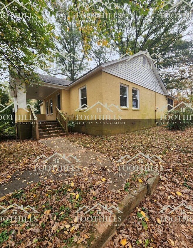516 E Main St, Pendleton, SC 29670 House Rental in Pendleton, SC