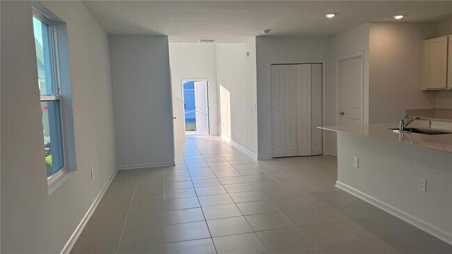 Foto del edificio - 2217 Crown Rock Blf