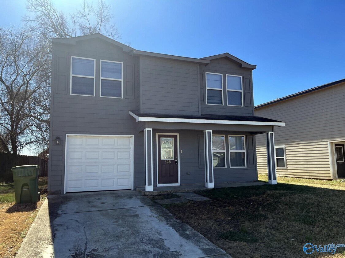 228 Whitestone Dr NE, Huntsville, AL 35811 House Rental in Huntsville