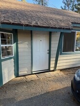 Building Photo - 909 Rubicon Trail