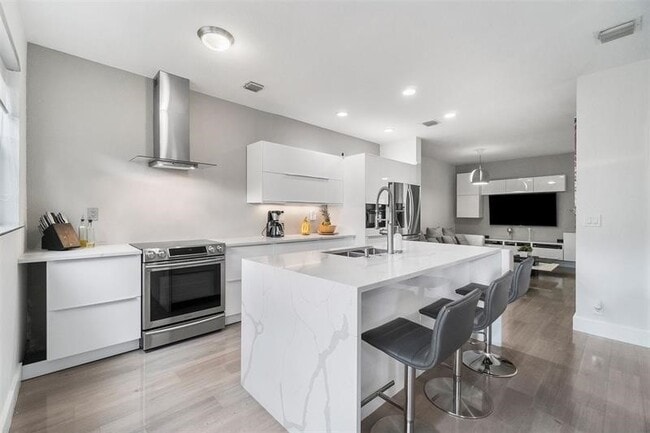 Foto del edificio - 4777 NW 116th Terrace