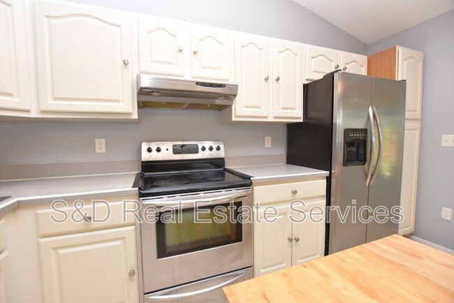 Building Photo - 8212 Riverboat Dr