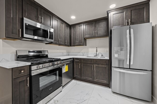 Foto del edificio - 6248 Dorothy Dr