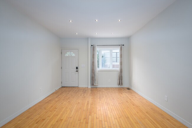 Building Photo - 3813 Gough St