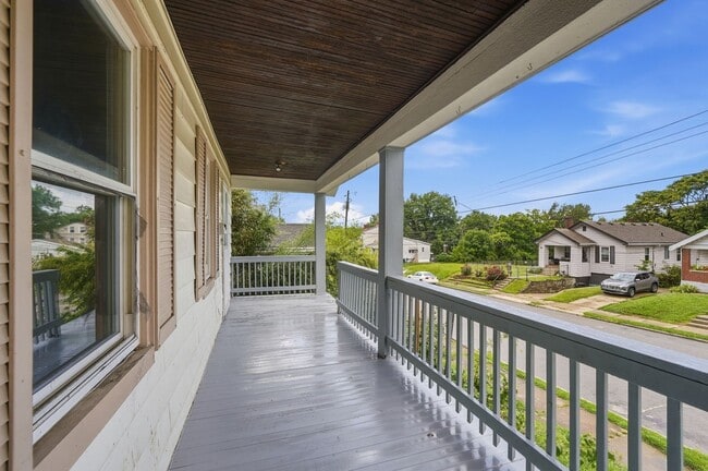Photo - LEASING SPECIAL - sign a 13-month lease by 7/31/2026 and second month is free! House
