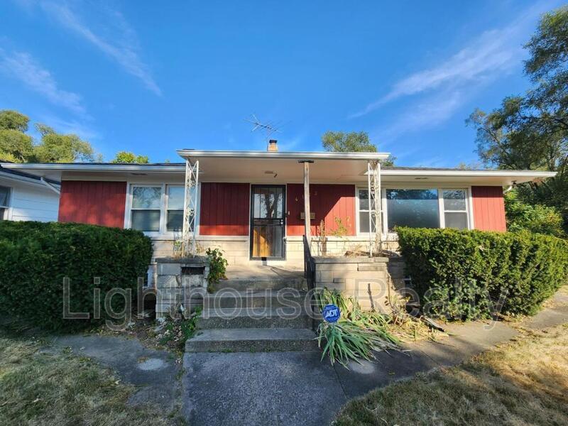 Foto principal - 4173 Pennsylvania St