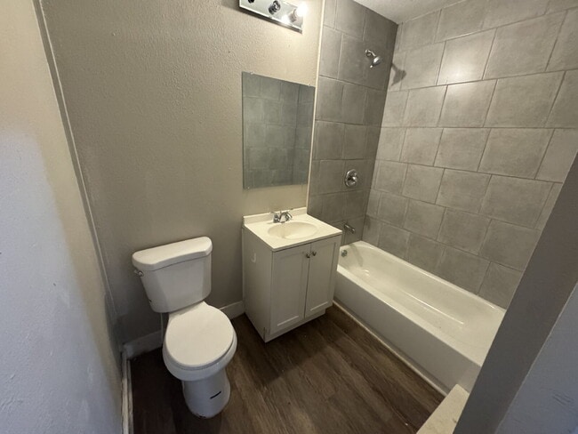 Building Photo - "Charming 4-Bedroom Home in Augusta with Spacious Living & Modern Comforts!"