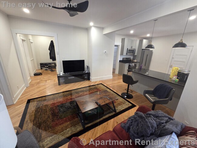 Foto del edificio - 125 Liberty Rd