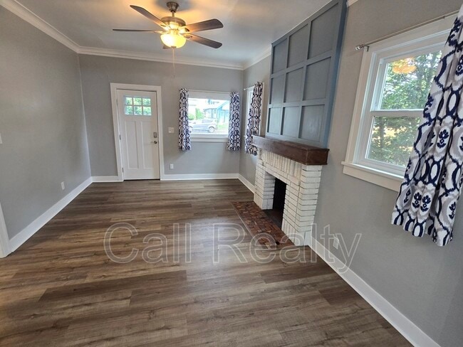 Building Photo - 2801 W Boone Ave