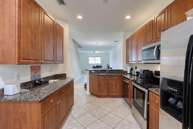 Building Photo - 121 Bayfront Dr Building Photo - 121 Bayfront Dr