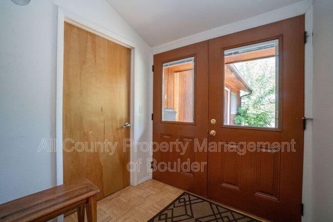 Building Photo - 1045 Toedtli Dr