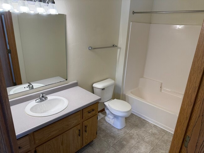 Building Photo - Fisk Street Apartments