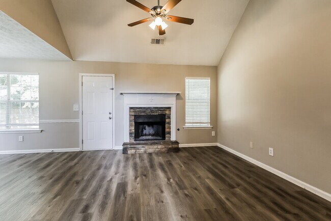 Foto del edificio - 846 Crabtree Ct