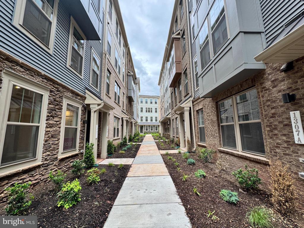 Foto principal - 1307 Styron St