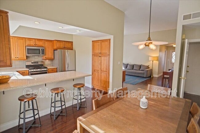 Foto del edificio - 24010 Telegraph Hill Ct