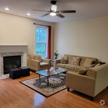 Building Photo - 586 Brittany Cir