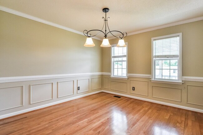 Foto del edificio - 120 Nightshade Ln