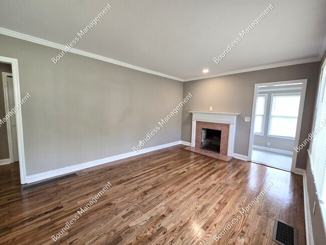 Foto del edificio - 1807 Donnalee Ave SE