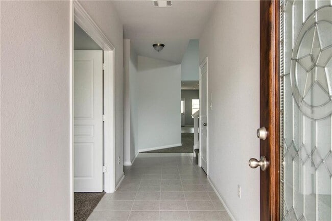 Building Photo - 17005 Lathrop Ave