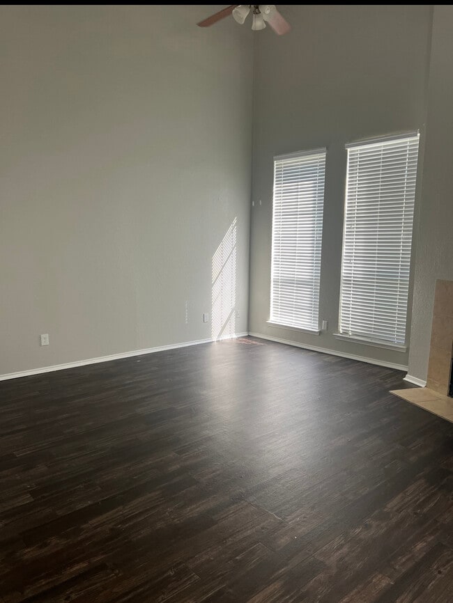 Photo - 5926 Westcreek Dr Townhome