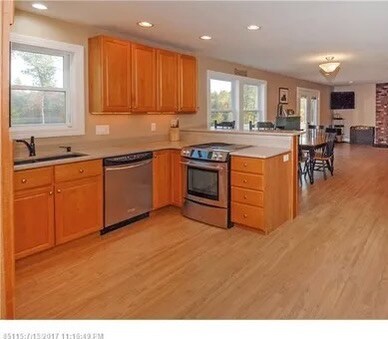 Foto del edificio - 151 Earls Way