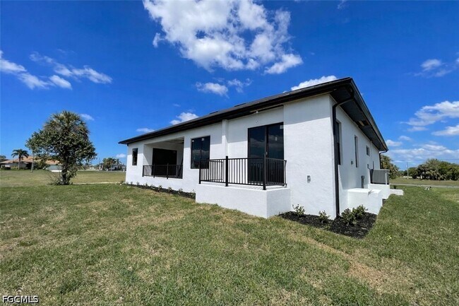 Foto del edificio - 24249 Peppercorn Rd