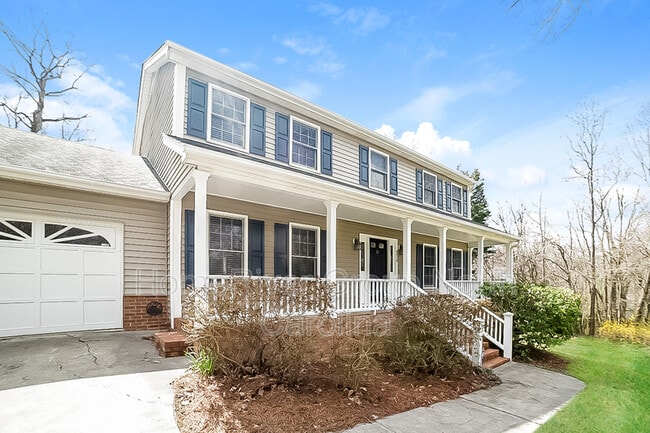Building Photo - 6870 Heathwood Ct