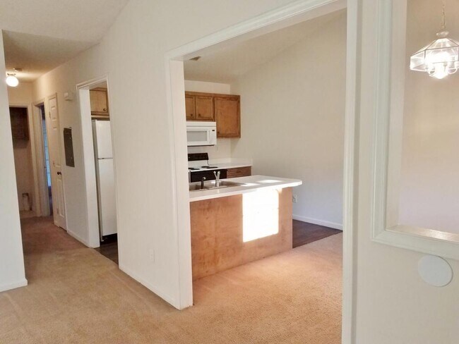 Foto del edificio - 1317 Westpointe Drive