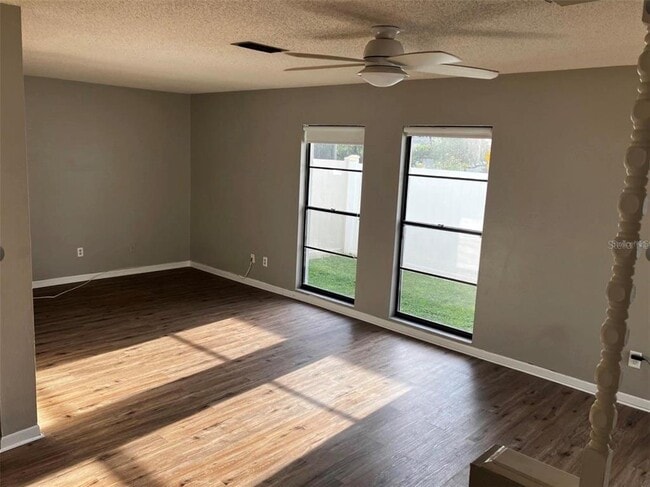 Foto del edificio - 10722 Crowngate Ln