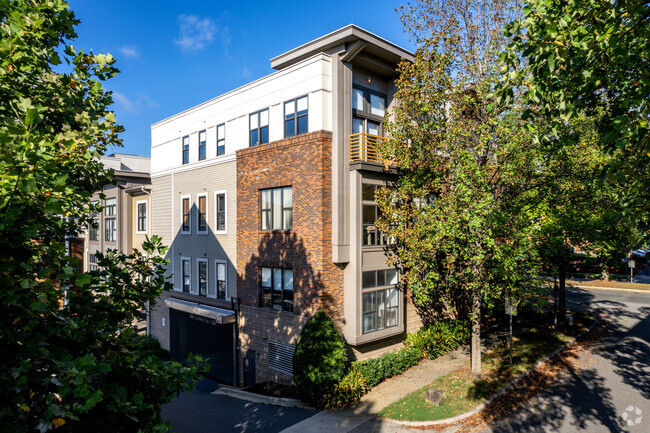 Building Photo - Cityview Lofts