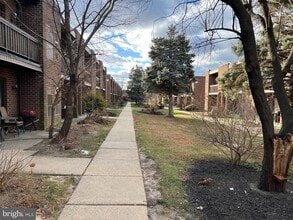 Building Photo - 9926 Haldeman Ave