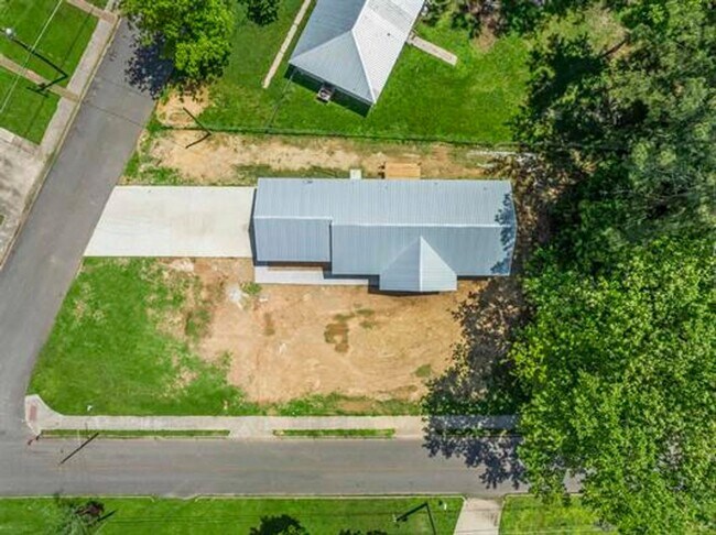 Building Photo - New Construction Rental!