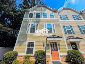 Building Photo - 521 Charles Porteus Ln
