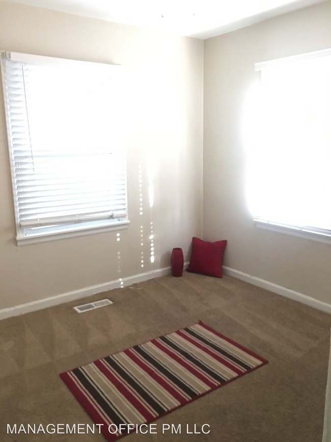 Building Photo - 3 br, 1 bath House - 600 Betty St
