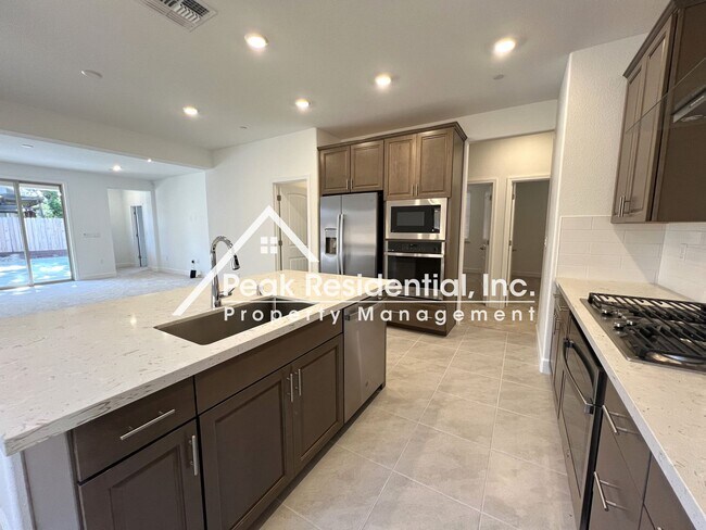 Building Photo - Brand New 4bd/2ba Antelope Home with 2 Car...