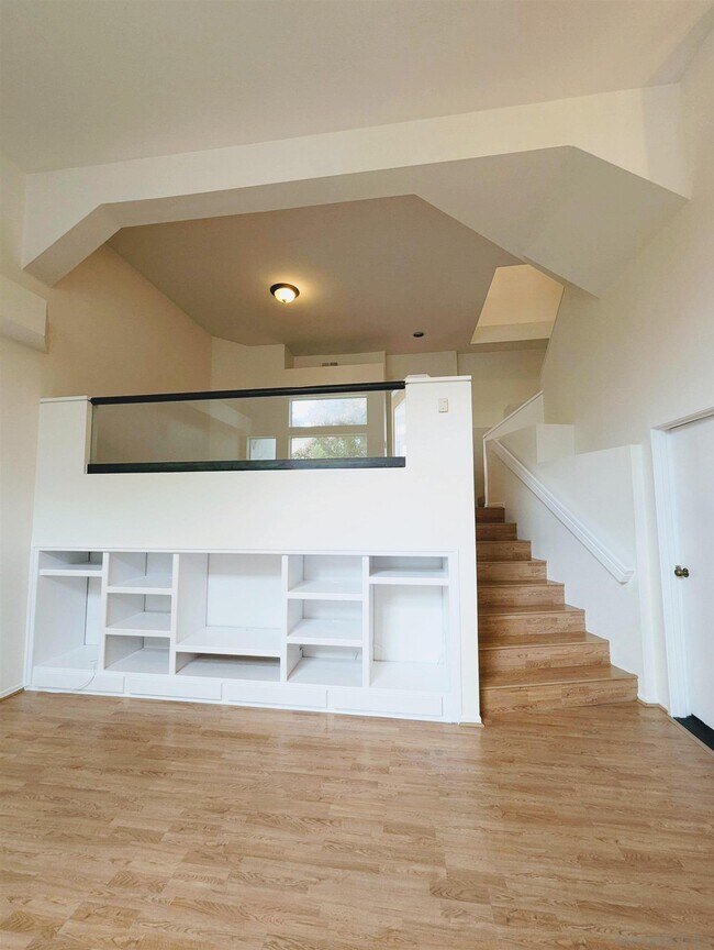 Building Photo - 7170 Calabria Ct