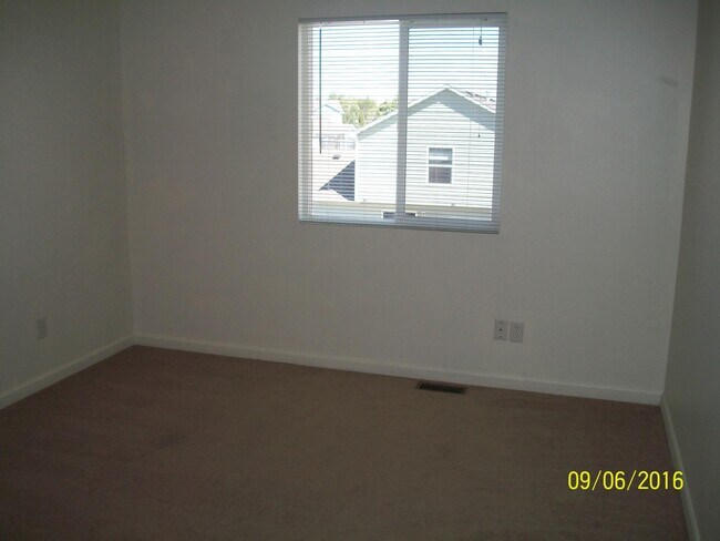 Building Photo - 2709 Cloud Ct