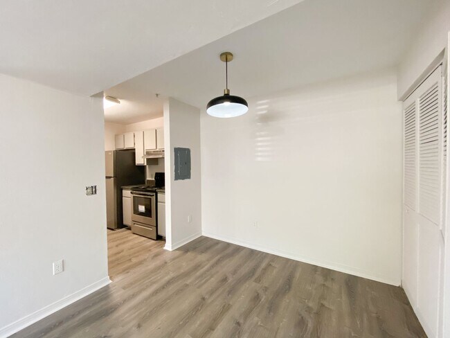 Foto del edificio - Campus Edge #201